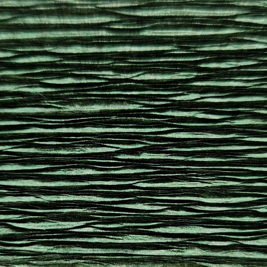 Papier crépon italien VERT FORET - 561 - 140g/m² Qualité Supérieure - 250 X 50 CM