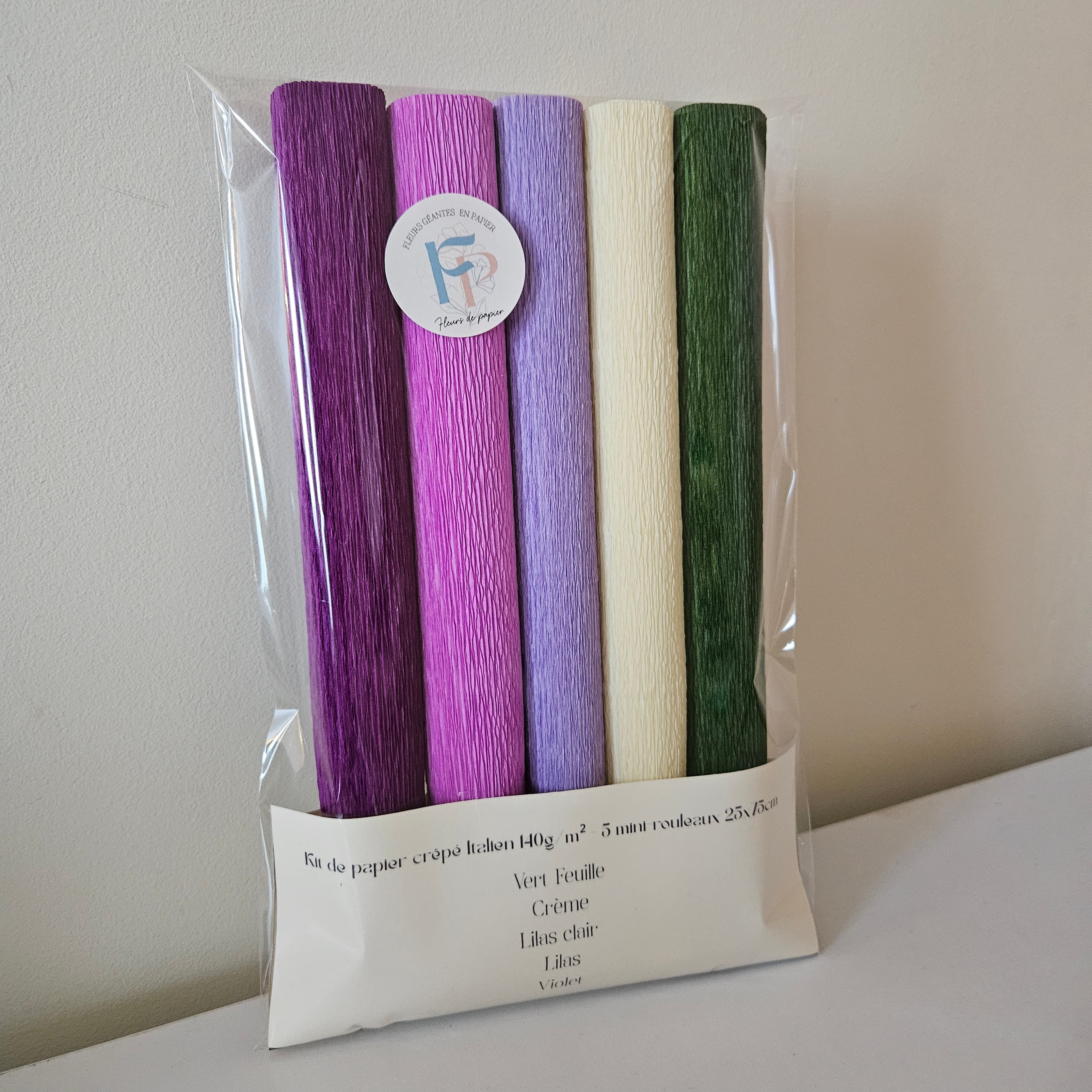 Kit de 5 mini rouleaux 25cm x 75cm de papier crêpé, dégradé violet/lilas